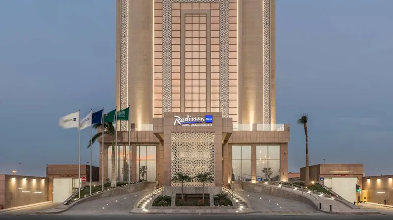 Radisson Blu Hotel, Jeddah Corniche - luxury hotel in Corniche, Jeddah, Saudi Arabia